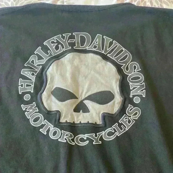Mans Harley Davidson long sleeve barley worn - Picture 3 of 4